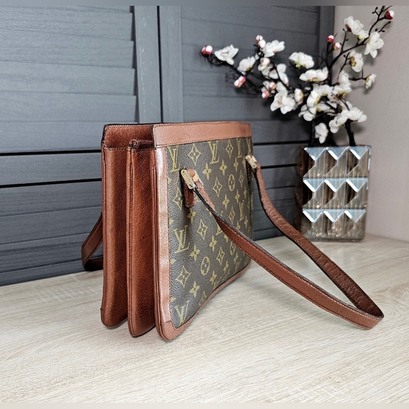 Authentic Vintage LOUIS VUITTON Sac Bavolet Bavore Handbag - Picture 3 of 16